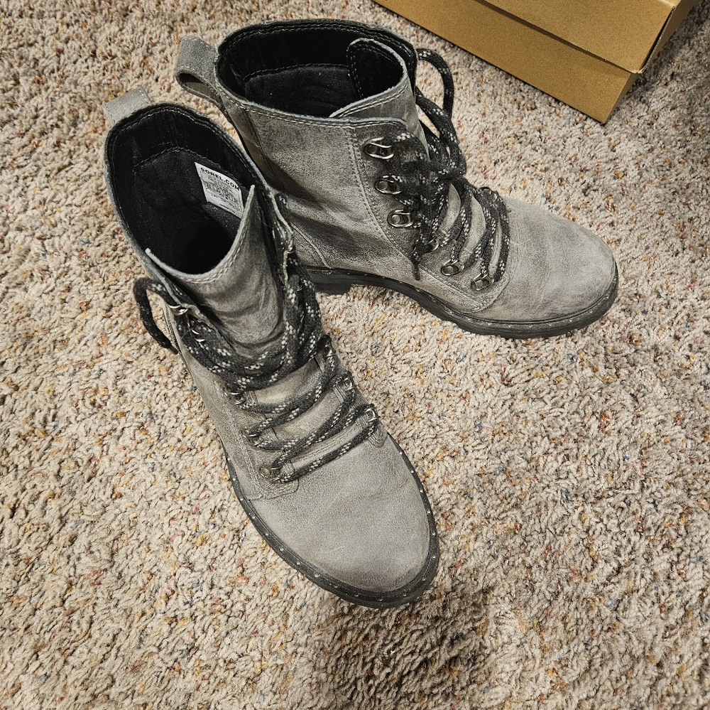 Sorel Lennox Lace Boots